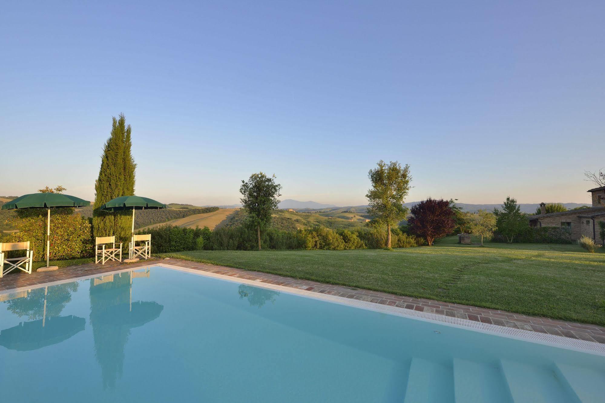 Podere Salicotto Guest House Buonconvento Exterior photo